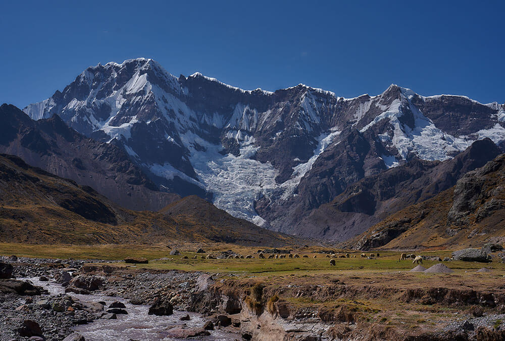 7-lagunas-ausangate-1